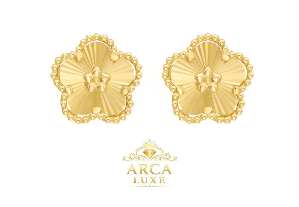 14K Gold Daisy Stud Earrings – Textured Floral Design | ARCA LUXE