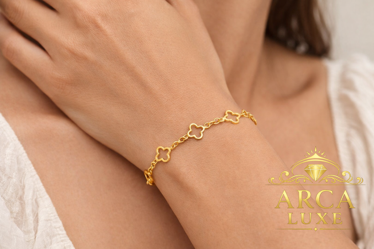 14K Solid Gold Clover Link Bracelet – Polished Yellow Gold Elegant Bracelet